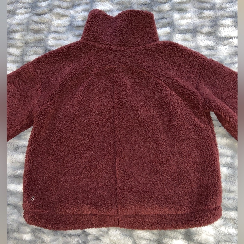 Lululemon Cinchable fleece zip up size 8 red merlot - Picture 5 of 15